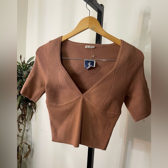 NEW Free People|| Teagan Swit Short Sleeve Top in Latte by Intimately. Small - Picture 6 of 7